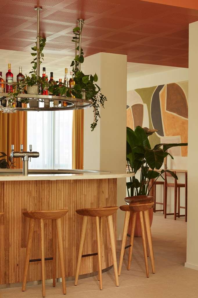 Okko Hotels Paris Rosa Parks المطعم الصورة